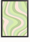 Een ingelijste abstracte kunstprint met golvende groene, lichtgroene, lichtroze en crèmekleurige strepen. De lijnen creëren een vloeiend, organisch patroon. Perfect als wanddecoratie, het schilderij is gevat in een zwarte lijst met een glanzende afwerking en een eenvoudig ontwerp voor een elegante touch. Het kunstwerk heet **Golven patroon groen schilderij** van **CollageDepot**.