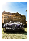 Een vintage paarse CollageDepot aaa 081 - autosportwagen geparkeerd voor een groot stenen herenhuis onder een heldere hemel.-