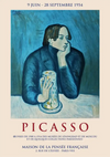 Een poster voor een Picasso-tentoonstelling die werd gehouden van 9 juni tot 28 september 1954. De poster toont een schilderij van een persoon die met zijn rechterhand op zijn gezicht zit en met zijn linkerhand een glas vasthoudt. De tentoonstelling was in Maison de la Pensée Française in Parijs. Het product is ccc 027 - bekende schilders van CollageDepot.-