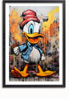 Een ingelijst Urban Donald Duck-schilderij van CollageDepot met het geliefde stripfiguur in een oranje hoed, blauw jasje en oranje schoenen. De levendige achtergrond heeft een abstracte mix van kleuren en verfdruppels. Deze unieke wanddecoratie is voorzien van een magnetisch ophangsysteem voor eenvoudig ophangen.,Zwart-Met,Lichtbruin-Met,showOne,Met
